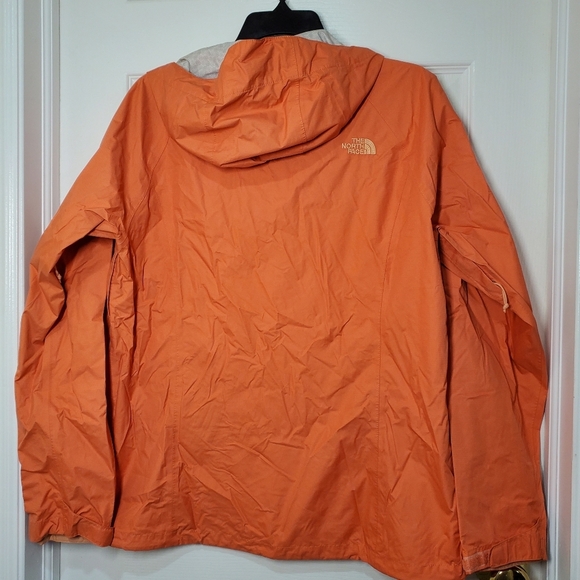 The North Face Womens Orange HyVent Rain Jacket Size Large - Picture 8 of 9